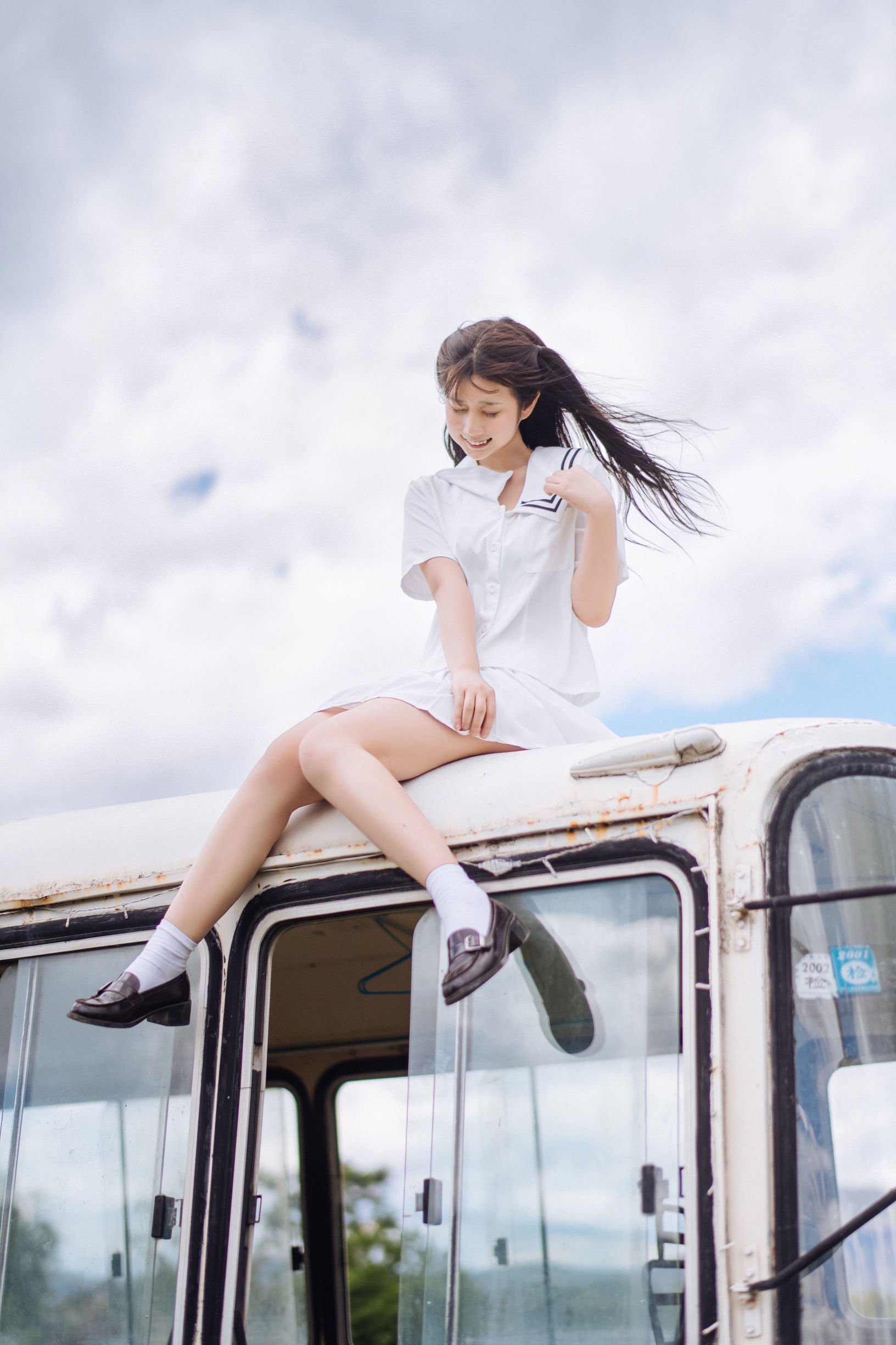 [COS福利]微博福利姬镜酱静夏之JK少女插图8